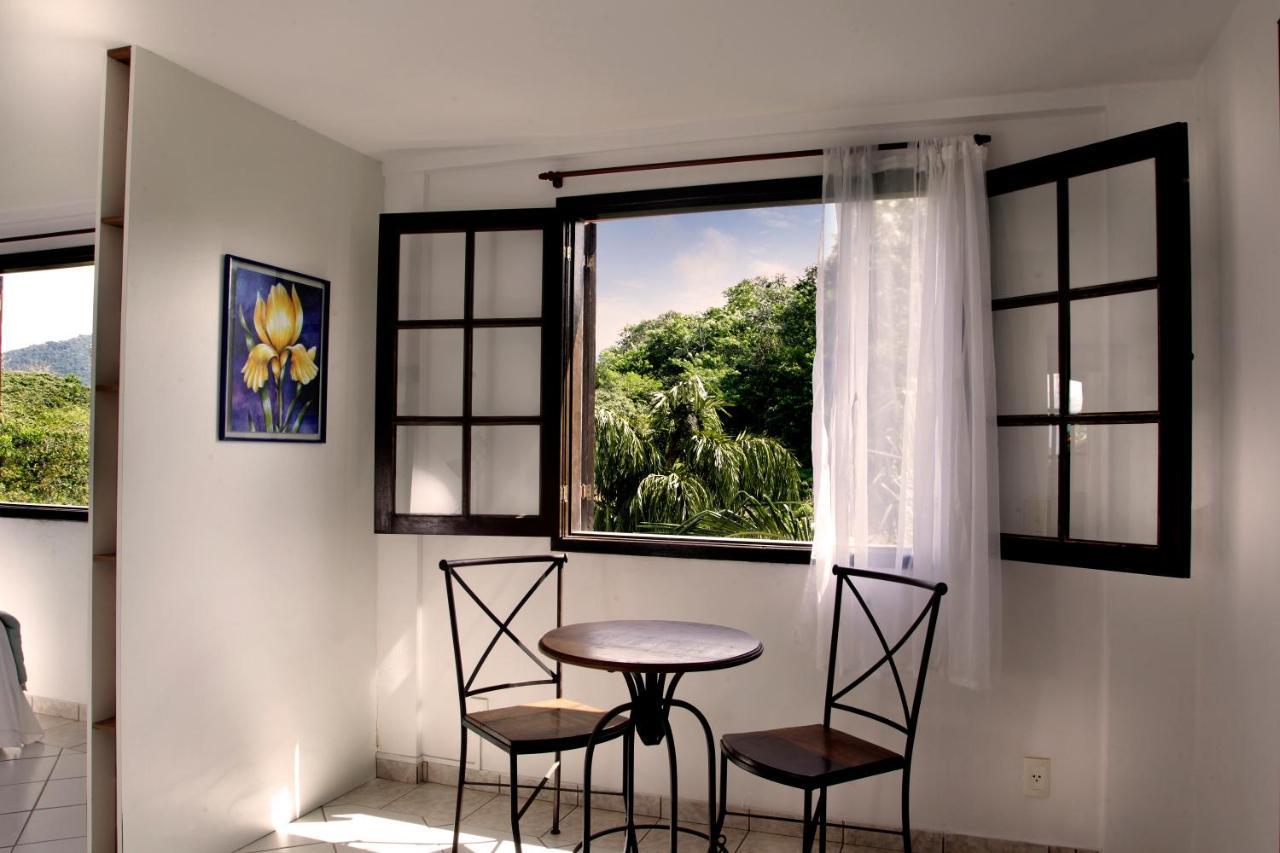 Pousada Flor De Penedo เปเนโด ภายนอก รูปภาพ